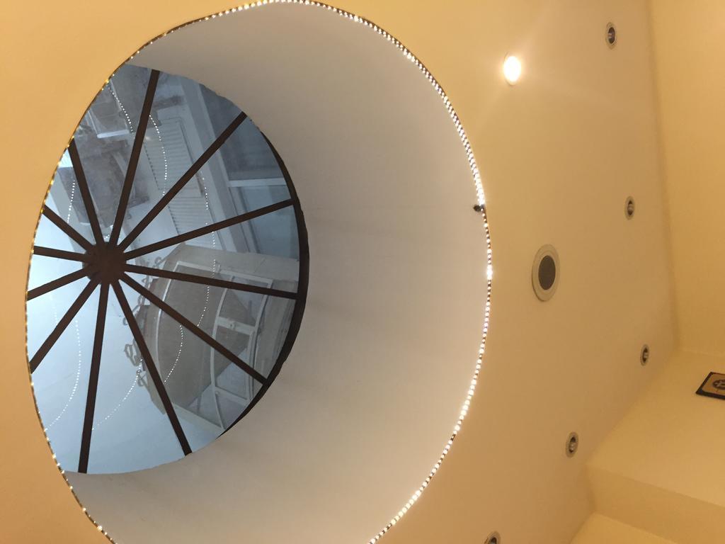 Guzel Izmir Hotel Esmirna Exterior foto